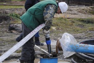 Jak samodzielnie wyczyścić studnię z piasku i mułu